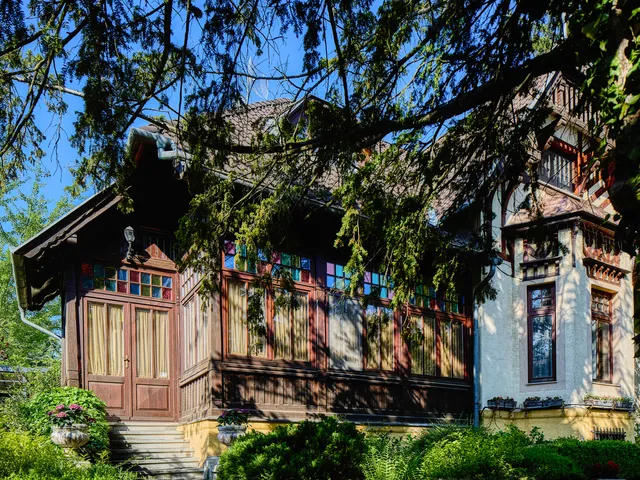 Eladó ház Sopron, Fenyves sor 302 nm