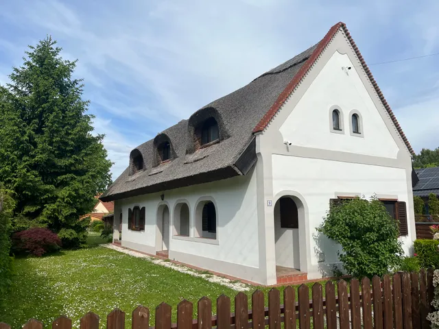 Eladó ház Szigliget 136 nm