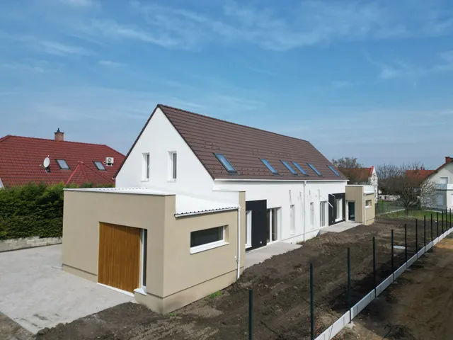 Eladó ház Hegykő, Tó utca 14 122 nm