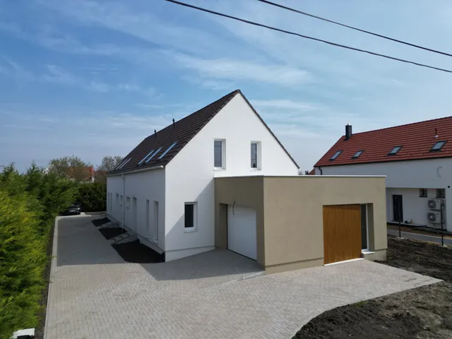 Eladó ház Hegykő, Tó utca 14 122 nm