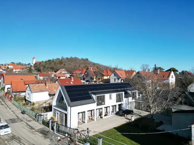 Eladó ház Tihany, Csokonai utca 78 213 nm