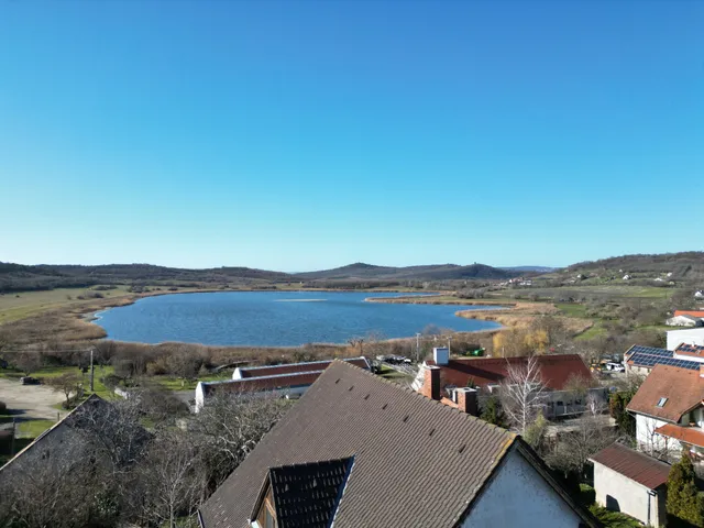 Eladó ház Tihany, Csokonai utca 78 213 nm