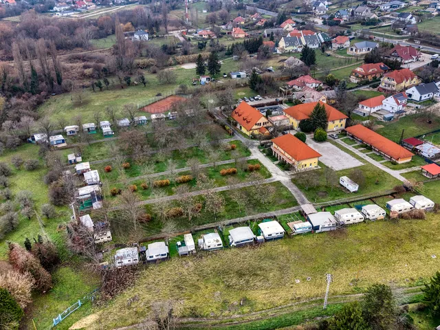 Eladó kereskedelmi és ipari ingatlan Gyenesdiás 2300 nm