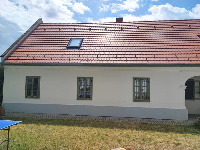 Eladó ház Hegykő 220 nm