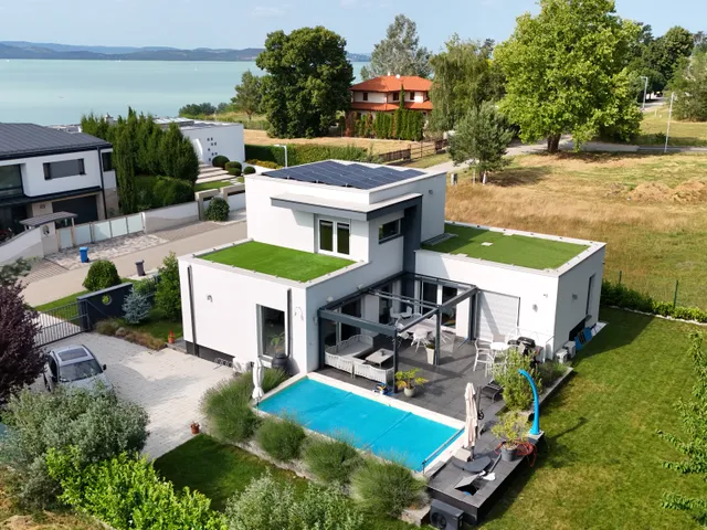 Eladó ház Balatonszárszó 169 nm