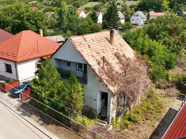 Eladó ház Tab 120 nm