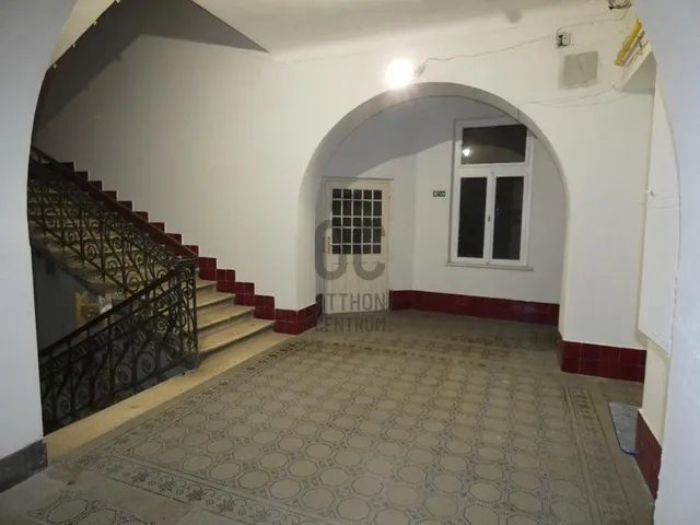 Eladó lakás Budapest VI. kerület 117 nm