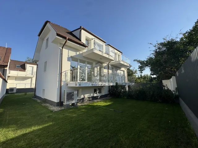 Eladó lakás Budapest XIX. kerület, Kertváros 100 nm