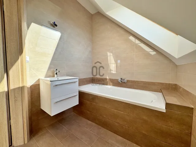 Eladó lakás Budapest XIX. kerület, Kertváros 100 nm