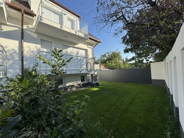 Eladó lakás Budapest XIX. kerület, Kertváros 100 nm