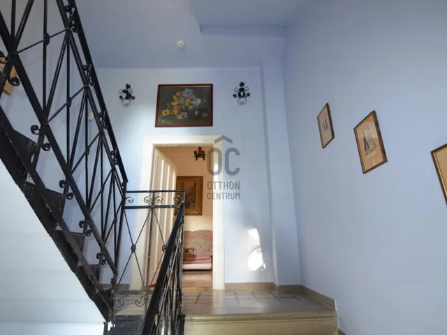 Eladó kereskedelmi és ipari ingatlan Balatonföldvár 339 nm