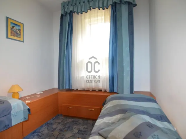 Eladó kereskedelmi és ipari ingatlan Balatonföldvár 339 nm