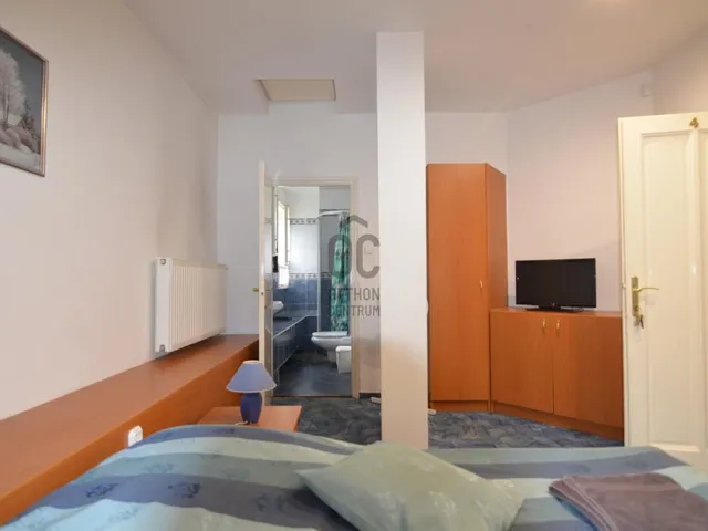 Eladó kereskedelmi és ipari ingatlan Balatonföldvár 339 nm