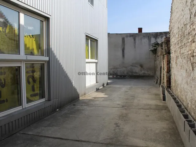Eladó kereskedelmi és ipari ingatlan Budapest XX. kerület, Pesterzsébet 610 nm