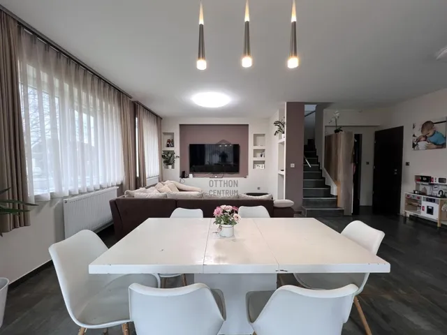 Eladó ház Budapest XVIII. kerület, Bélatelep 137 nm