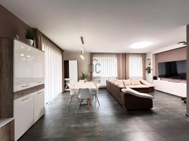 Eladó ház Budapest XVIII. kerület, Bélatelep 137 nm