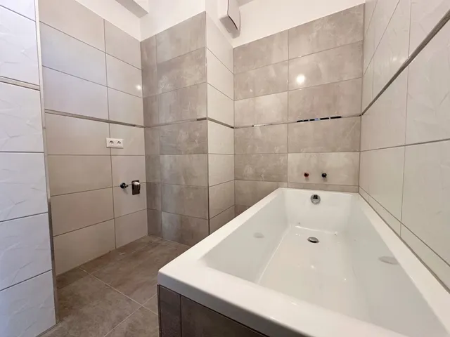 Eladó lakás Budapest XVIII. kerület, Gloriett-telep 65 nm