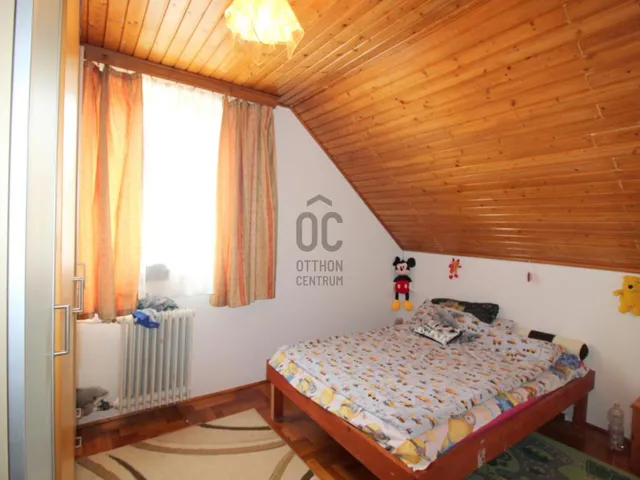 Eladó ház Pécel 180 nm