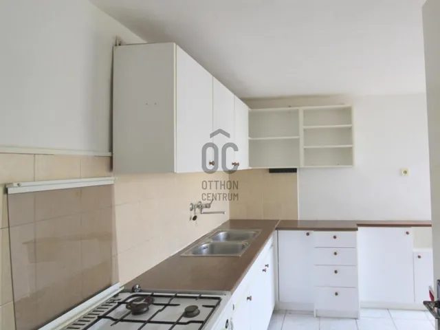 Eladó ház Pécel 180 nm