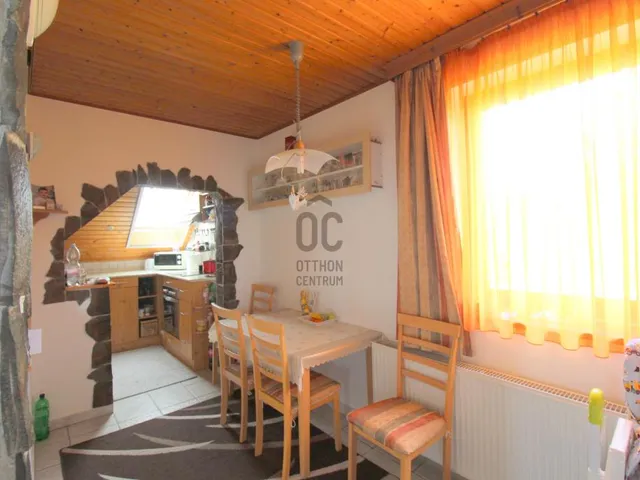 Eladó ház Pécel 180 nm