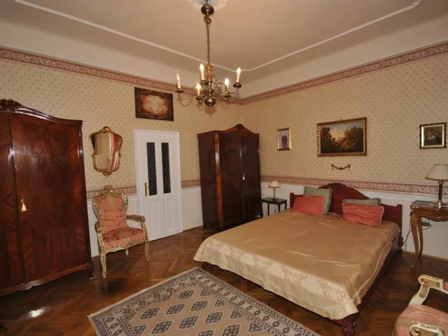 Eladó ház Budapest XVII. kerület, Alsó-Rákoshegy 193 nm