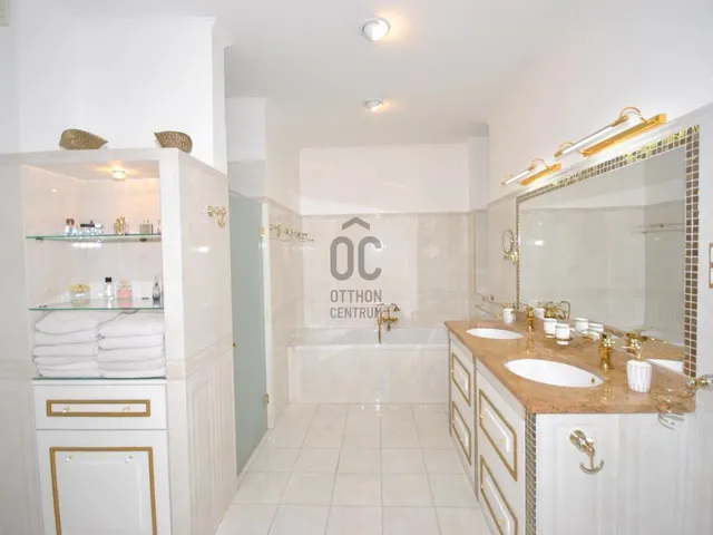 Eladó ház Budapest XVII. kerület, Alsó-Rákoshegy 193 nm