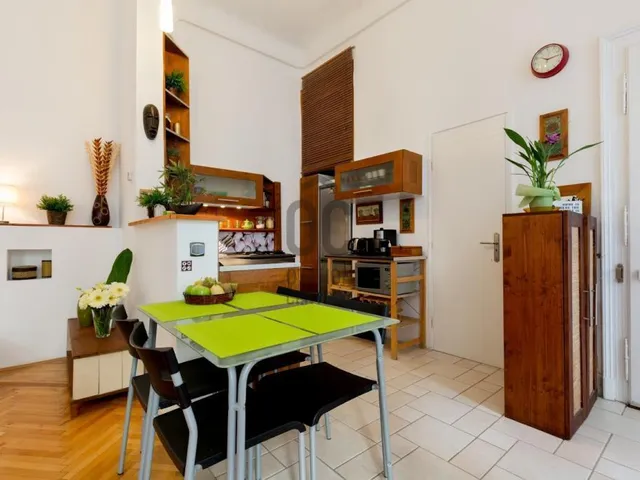 Eladó lakás Budapest VI. kerület 51 nm