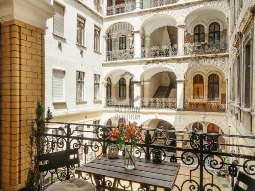 Eladó lakás Budapest VI. kerület 51 nm