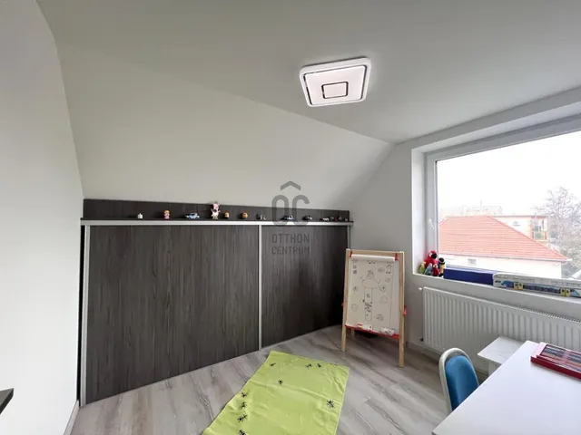 Eladó ház Budapest XVIII. kerület, Bélatelep 137 nm