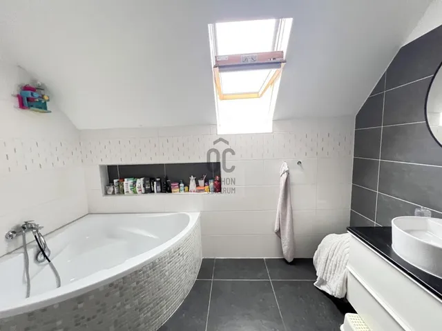 Eladó ház Budapest XVIII. kerület, Bélatelep 137 nm