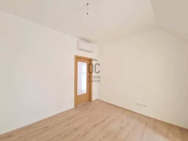 Eladó lakás Budapest XVIII. kerület, Ganzkertváros 162 nm