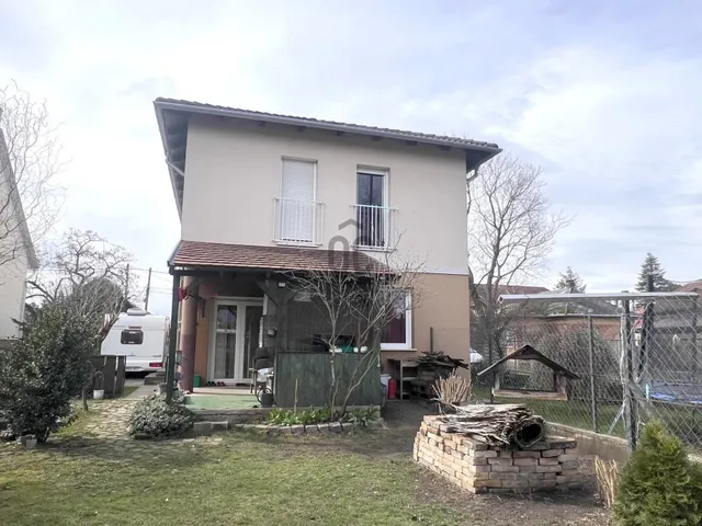 Eladó ház Budapest XVIII. kerület, Kossuth Ferenc-telep 119 nm