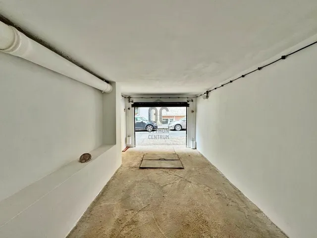 Eladó garázs Budapest I. kerület 18 nm
