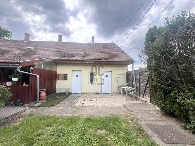 Eladó lakás Budapest XVI. kerület, Cinkota 42 nm