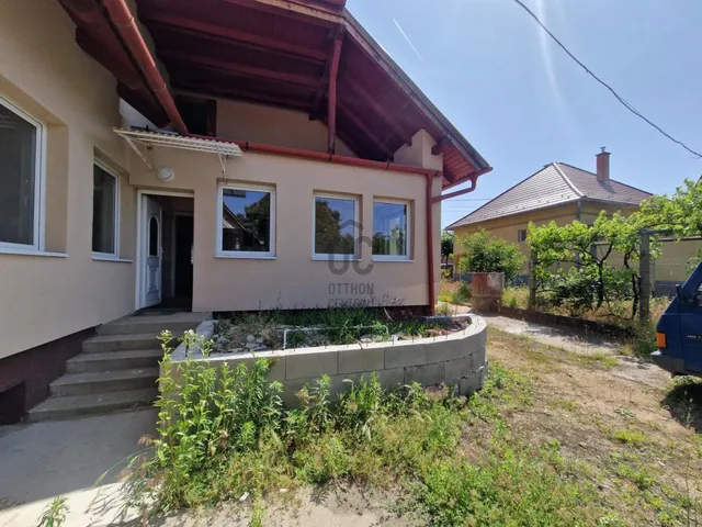 Eladó ház Erdőkertes 120 nm