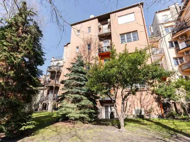 Eladó lakás Budapest XIV. kerület, Istvánmező 129 nm