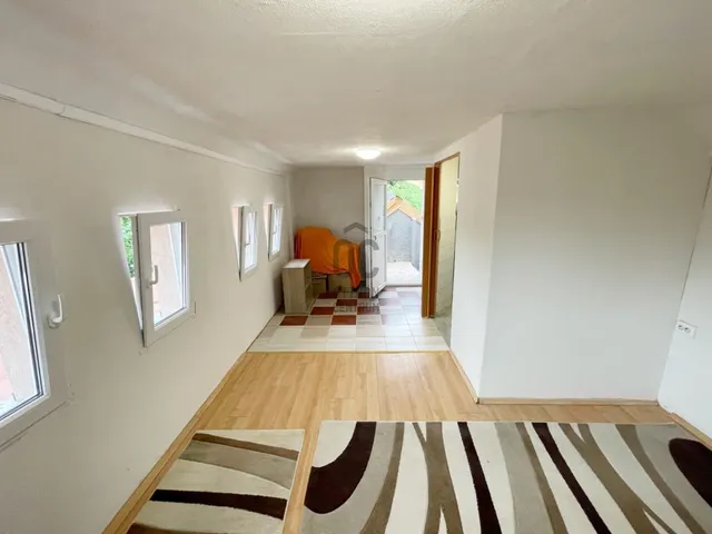 Eladó ház Veresegyház, Tópart 90 nm