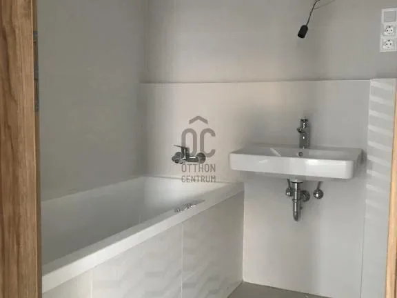 Eladó lakás Budapest XVII. kerület 92 nm