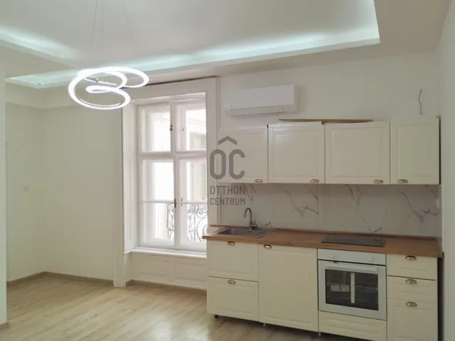 Eladó lakás Budapest V. kerület, Belváros 162 nm