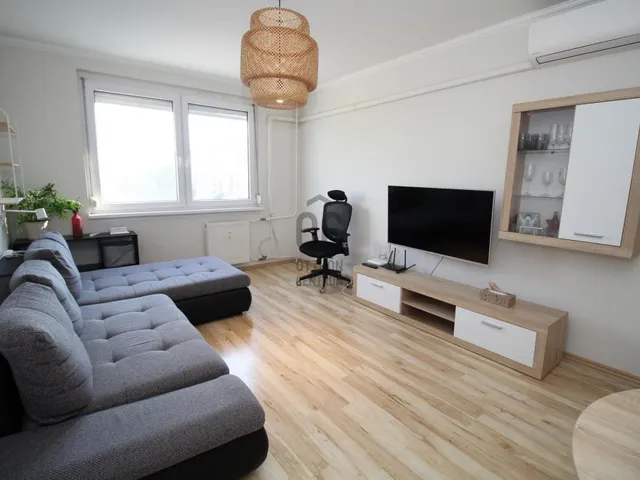 Eladó lakás Budapest XV. kerület, Újpalota 61 nm
