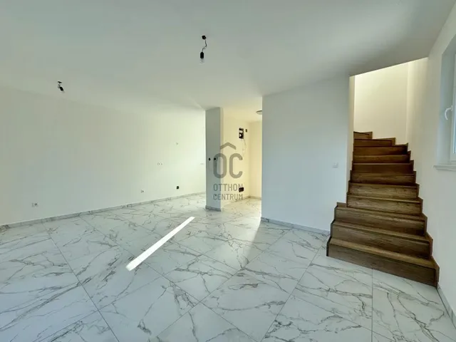 Eladó lakás Budapest XIX. kerület, Kertváros 100 nm