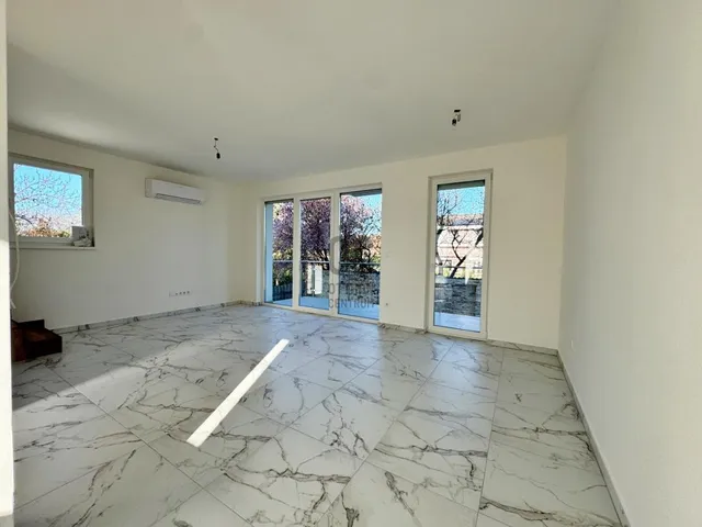 Eladó lakás Budapest XIX. kerület, Kertváros 100 nm