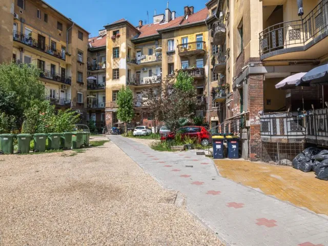 Eladó lakás Budapest VIII. kerület 92 nm