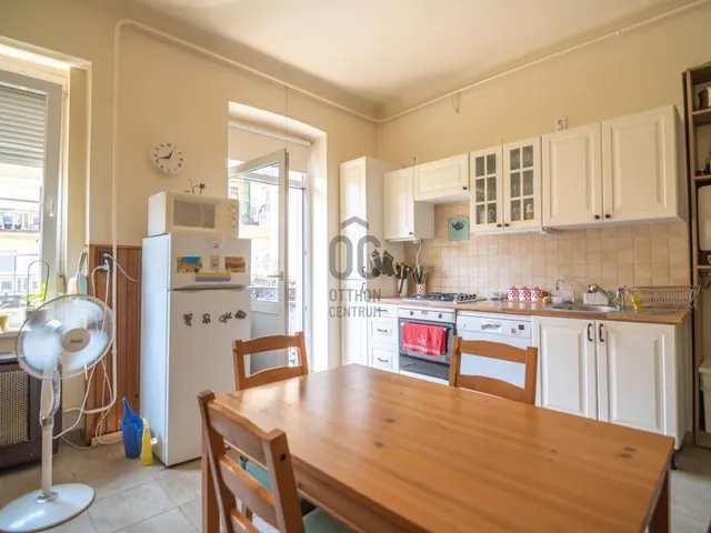 Eladó lakás Budapest VIII. kerület 92 nm