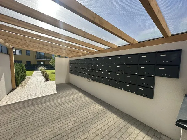 Eladó lakás Budapest XVII. kerület, Madárdomb 52 nm