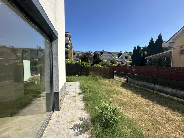 Eladó lakás Budapest XVII. kerület, Madárdomb 52 nm