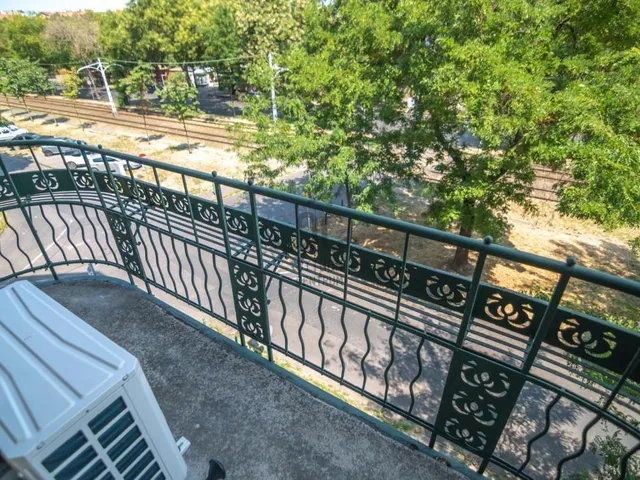 Eladó lakás Budapest VIII. kerület 92 nm