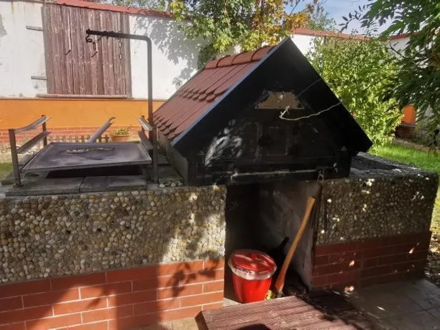 Eladó ház Taksony 225 nm