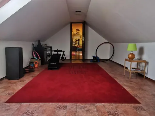 Eladó ház Taksony 225 nm