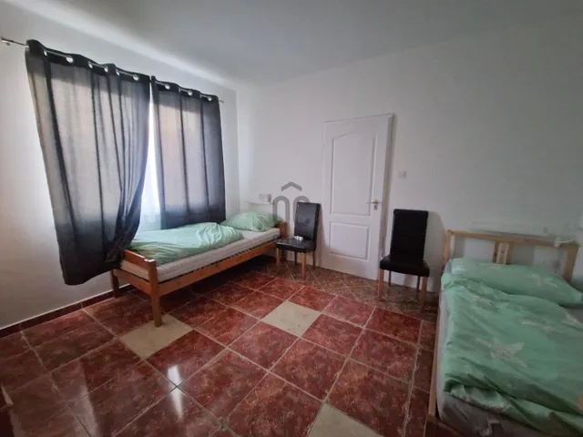 Eladó ház Érd, Parkváros 352 nm